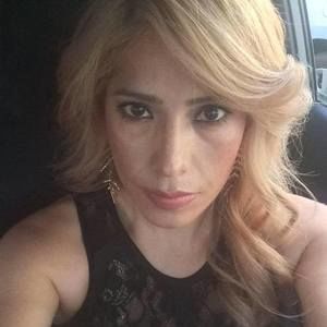 Meet your Posher, Dora